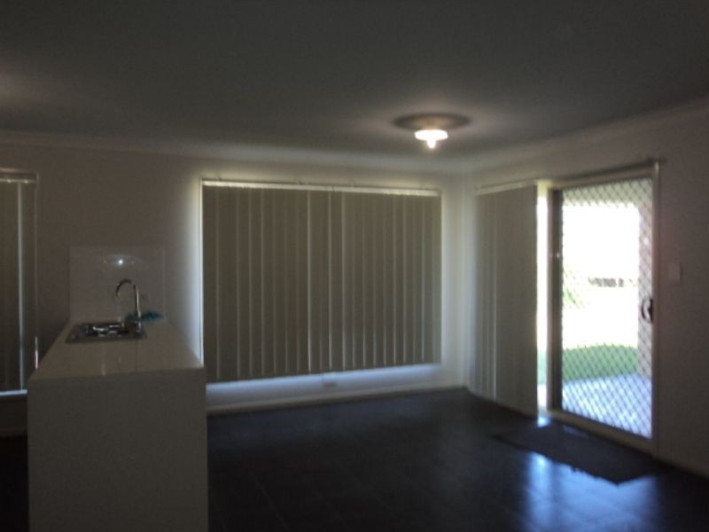 Dugandan QLD 4310
