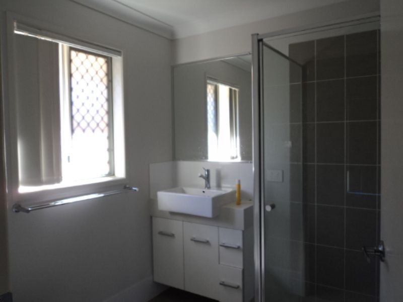 Dugandan QLD 4310