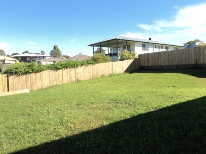 Dugandan QLD 4310