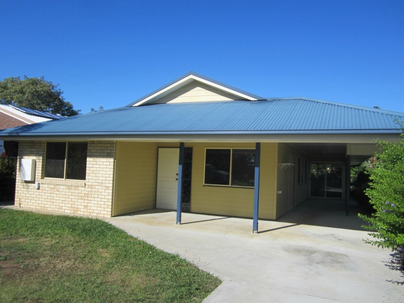 39 Mary Street, Harrisville QLD 4307