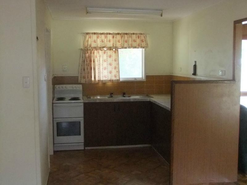 Dugandan QLD 4310