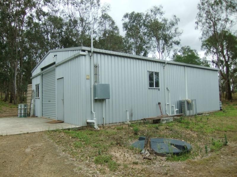 Peak Crossing QLD 4306