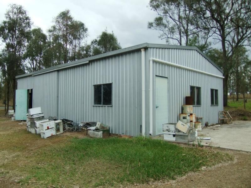 Peak Crossing QLD 4306