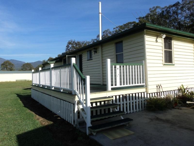 Clumber QLD 4309