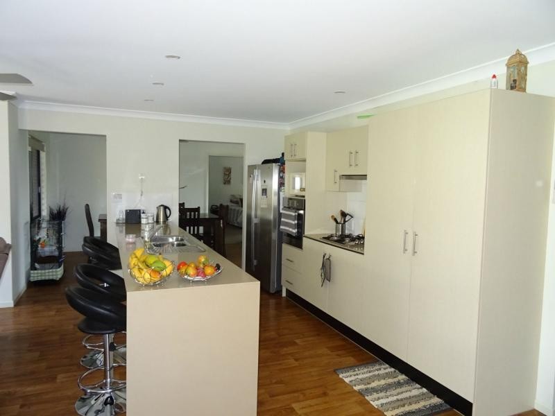 2 Stewart Court, Dugandan QLD 4310