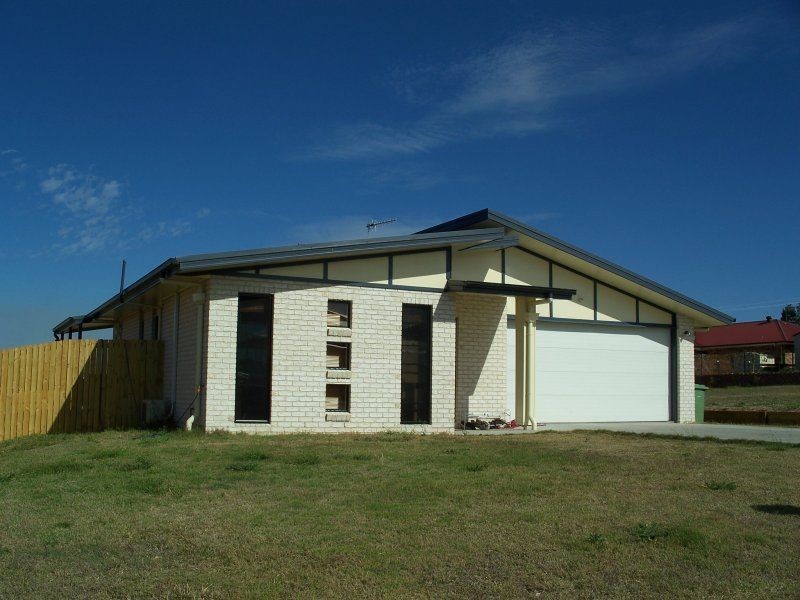 Dugandan QLD 4310