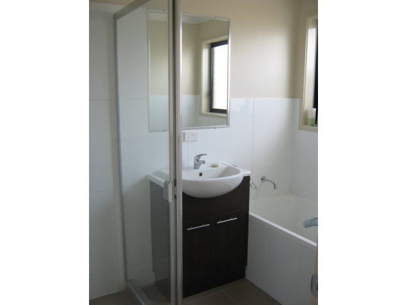 Dugandan QLD 4310