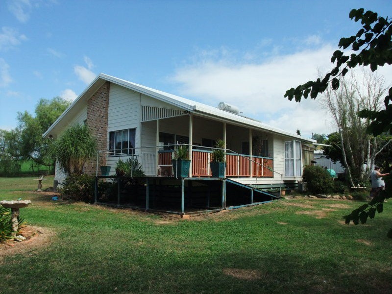 Hoya QLD 4310