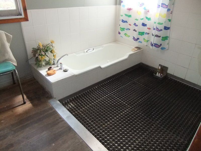 Carneys Creek QLD 4310