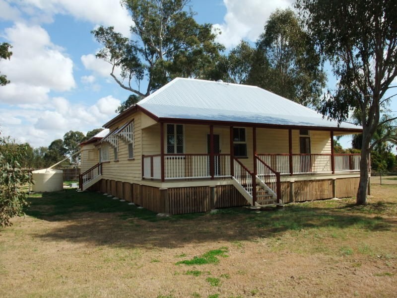Peak Crossing QLD 4306