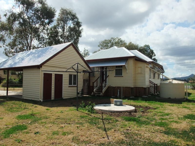 Peak Crossing QLD 4306