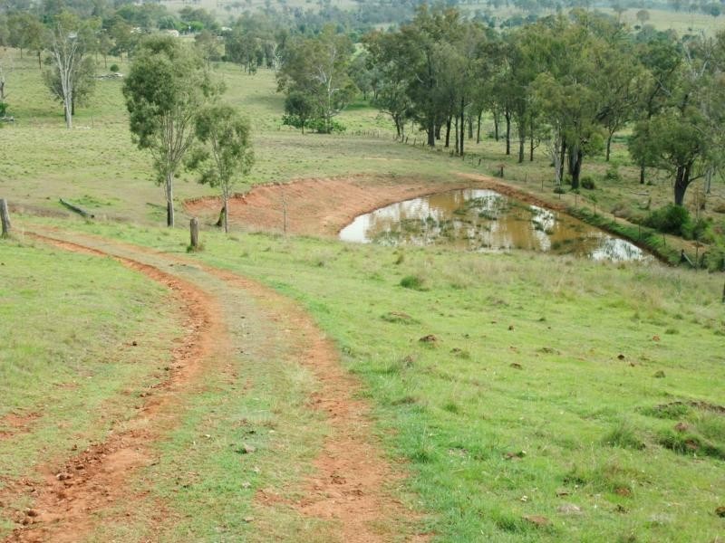 Dugandan QLD 4310
