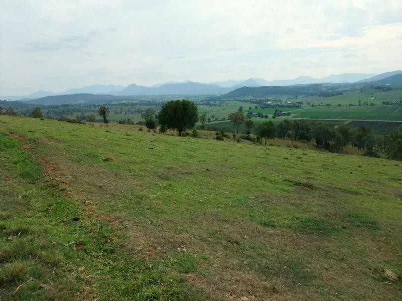 Dugandan QLD 4310