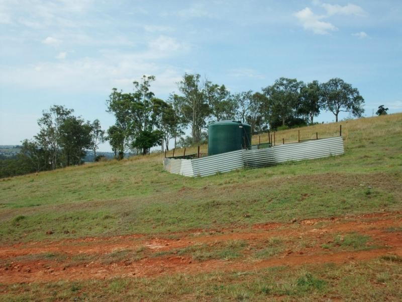 Dugandan QLD 4310