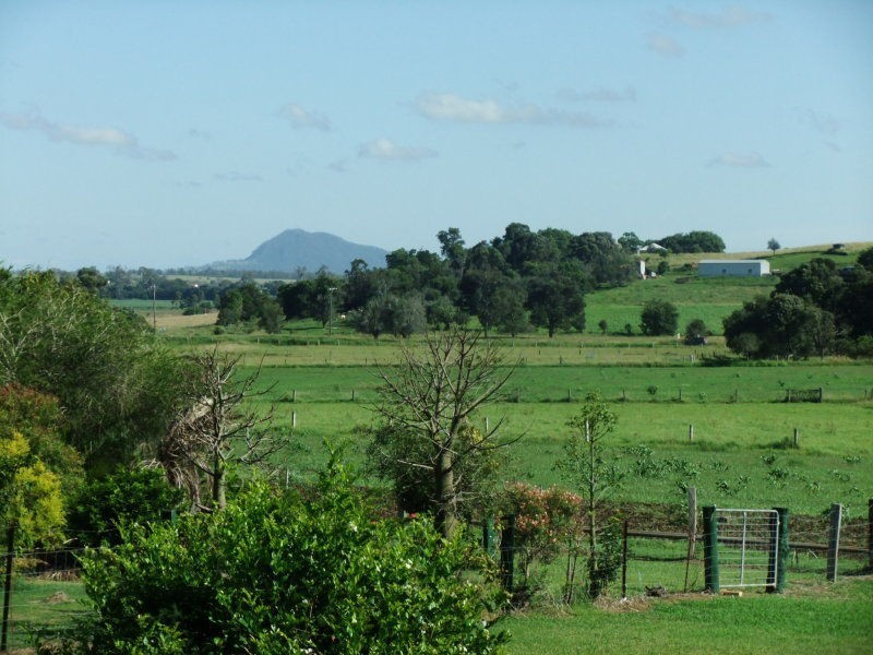 2 WELGE Street, Kalbar QLD 4309