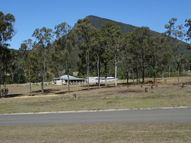 45 Duncan Dr, Aratula QLD 4309