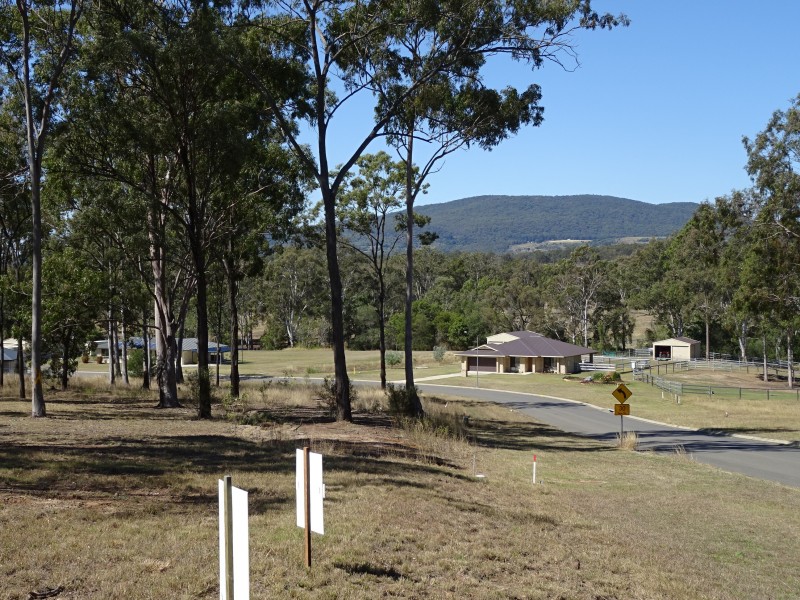 45 Duncan Dr, Aratula QLD 4309