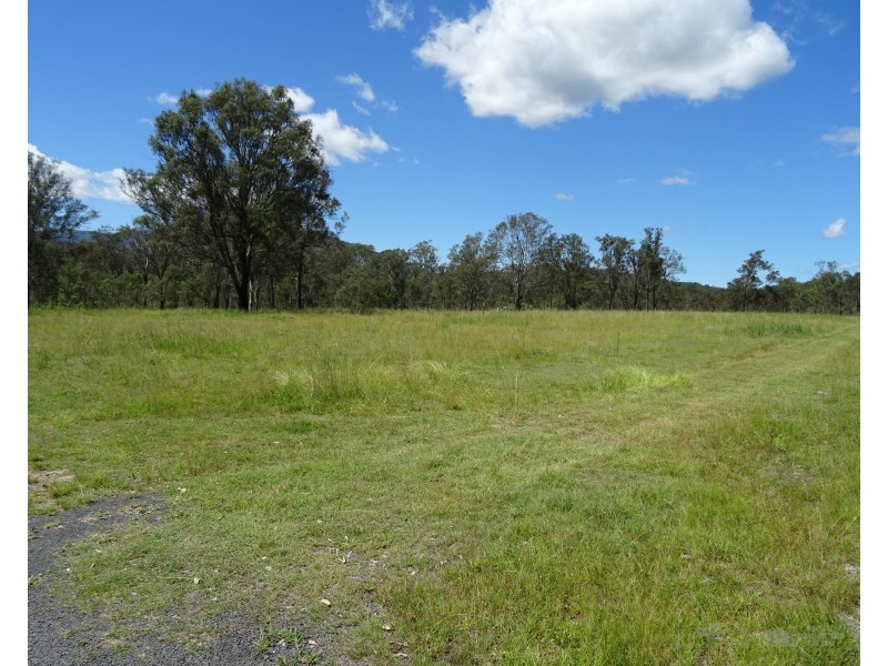 27 Broad Gully Road, Croftby QLD 4310