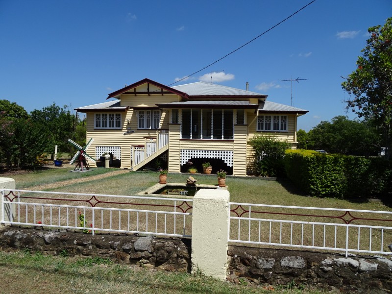 93 George St, Kalbar QLD 4309