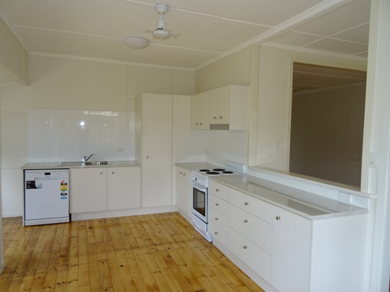 15 East St, Boonah QLD 4310