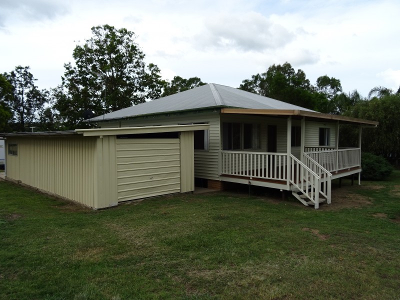 15 East St, Boonah QLD 4310