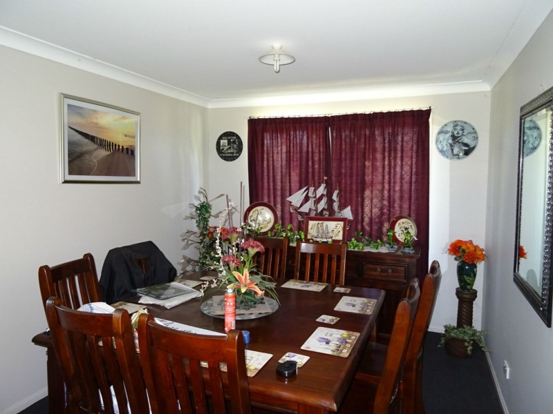 8 Hughes Court, Aratula QLD 4309