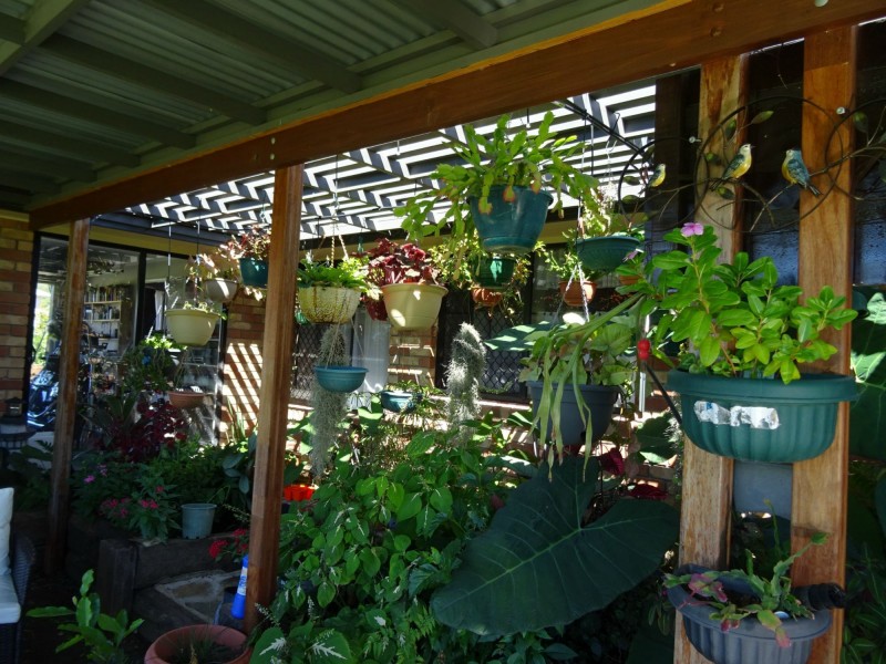 8 Hughes Court, Aratula QLD 4309