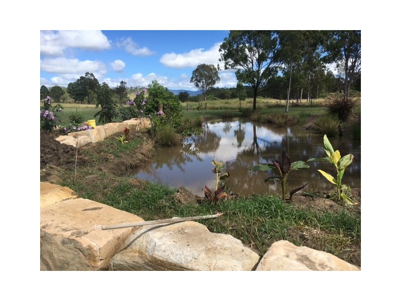 8 Hughes Court, Aratula QLD 4309