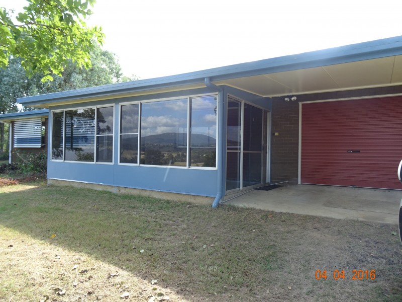 Dugandan QLD 4310