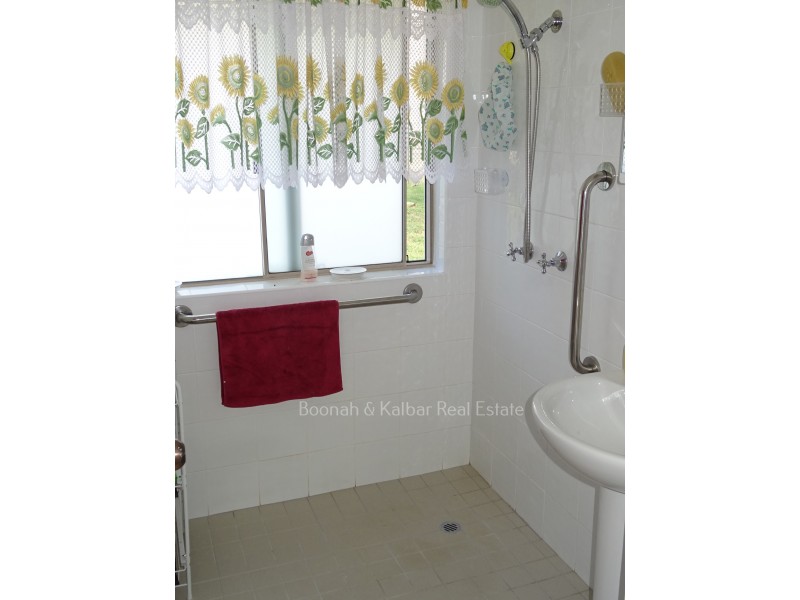 8 Evelyn St, Aratula QLD 4309