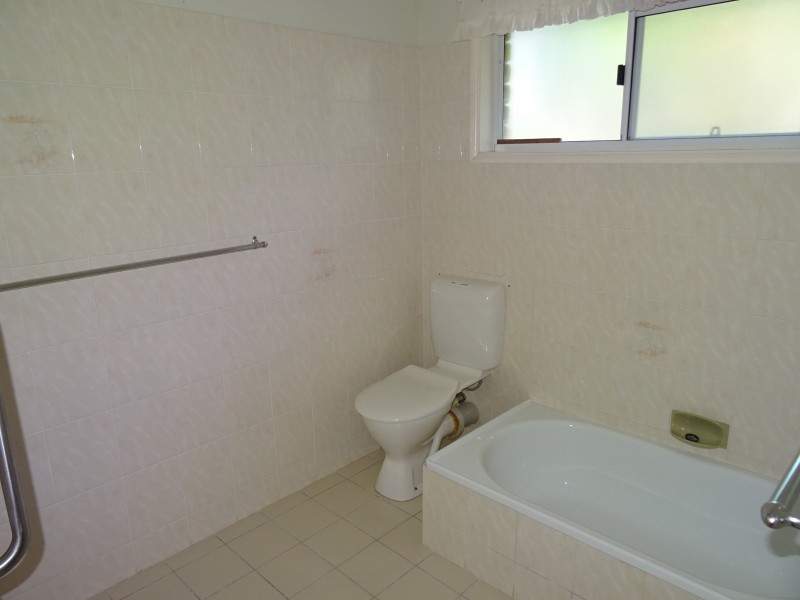 19 Bartholomew Ave, Boonah QLD 4310