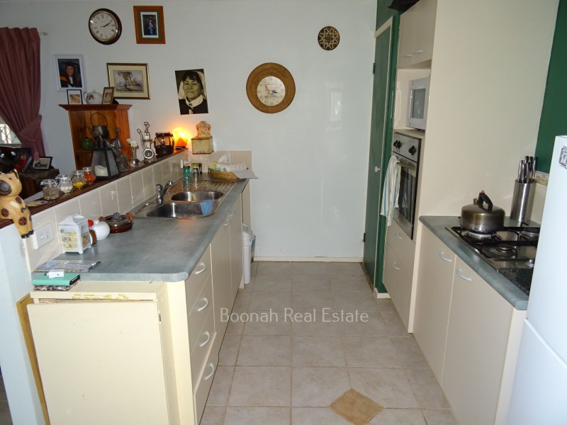 24 Matilda St, Aratula QLD 4309