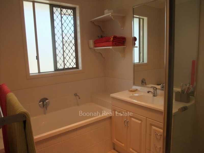 2 Woodfull Street, Dugandan QLD 4310