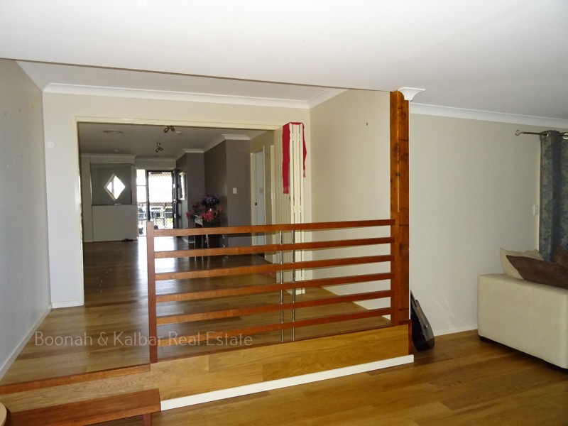5 Woodfull St, Dugandan QLD 4310