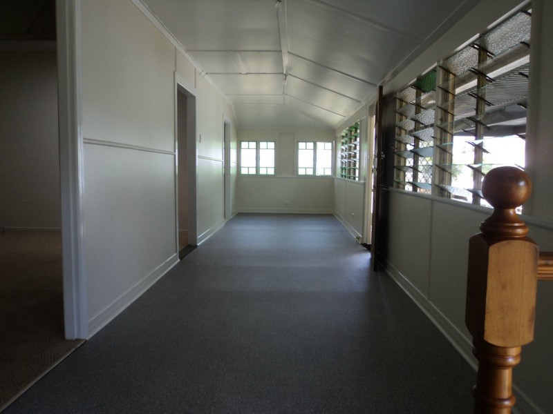 Dugandan QLD 4310