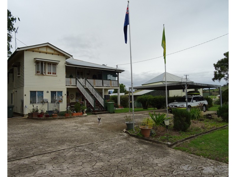 19 Harm St, Dugandan QLD 4310