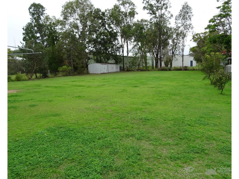 19 Harm St, Dugandan QLD 4310