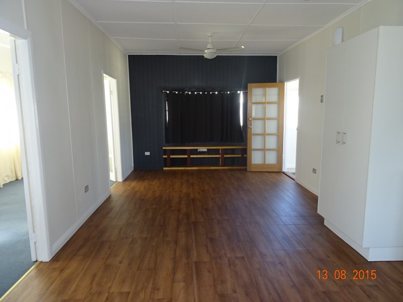 141 Whitehill Road, Eastern Heights QLD 4305