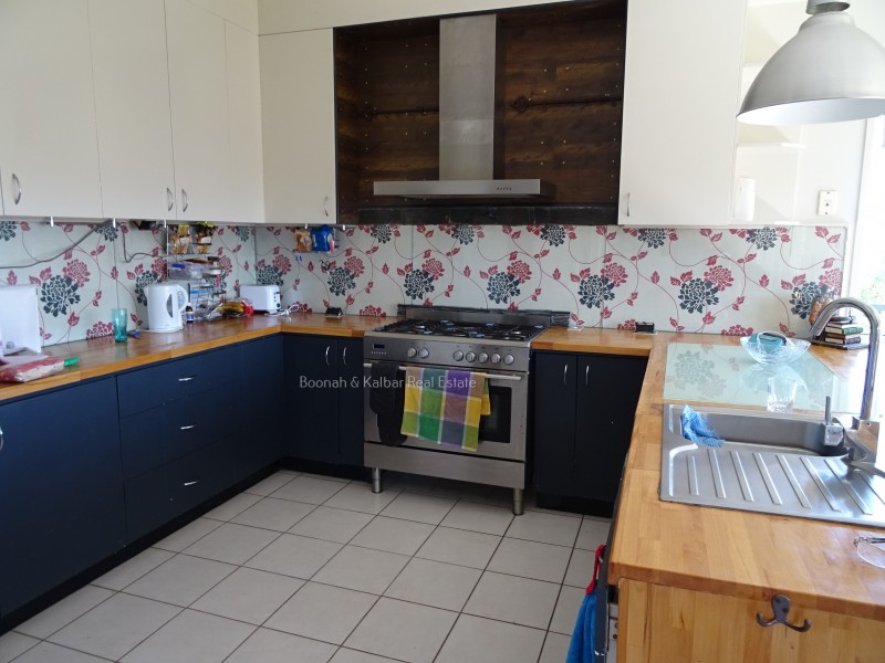 6 Charles Street, Kalbar QLD 4309