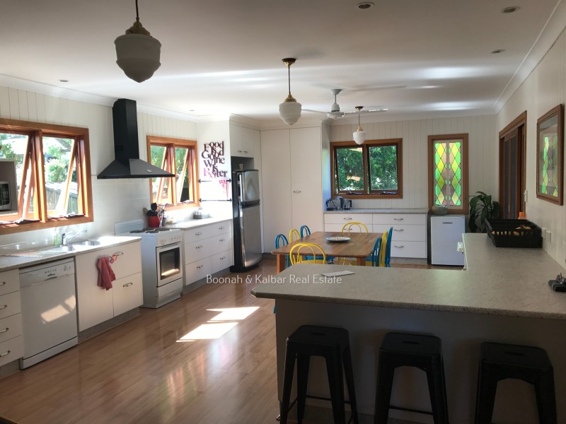 15 Davies Street, Kalbar QLD 4309