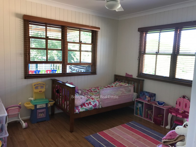 15 Davies Street, Kalbar QLD 4309