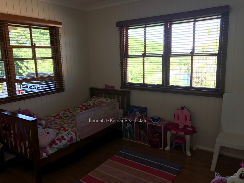 15 Davies Street, Kalbar QLD 4309