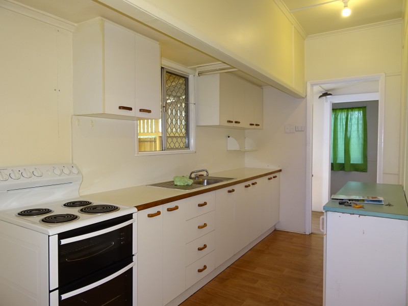 Silkstone QLD 4304