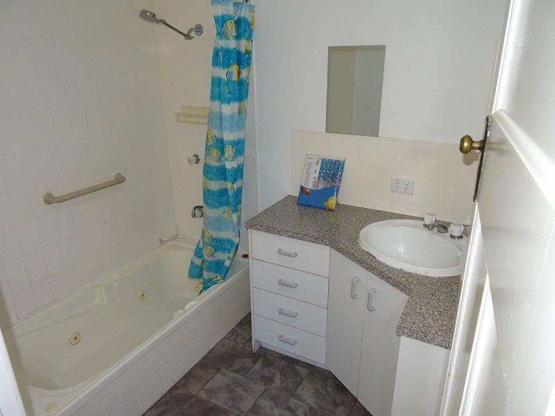 Silkstone QLD 4304