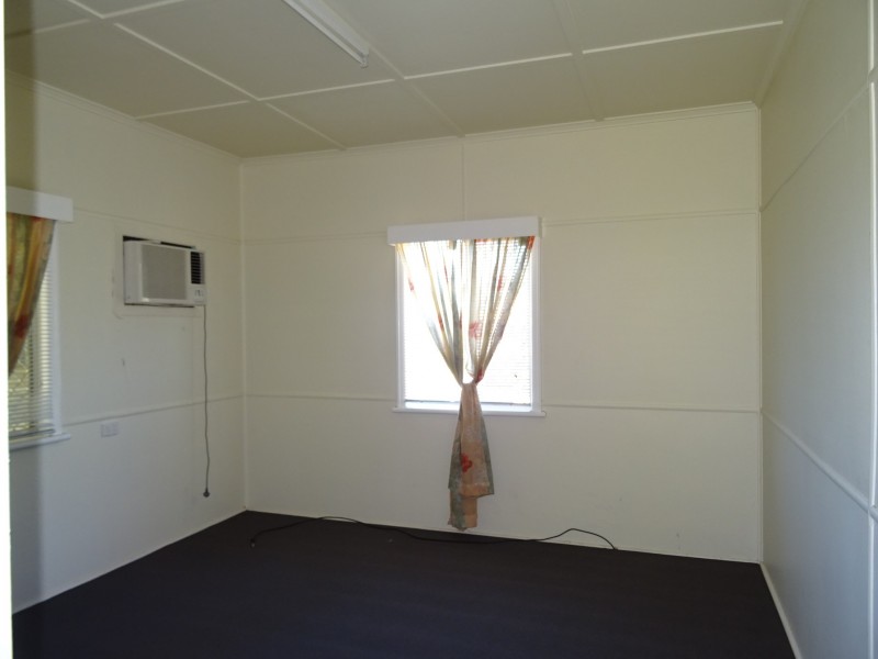 Silkstone QLD 4304