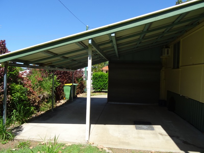 Silkstone QLD 4304