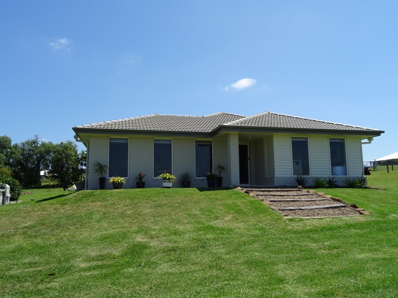 Hoya QLD 4310