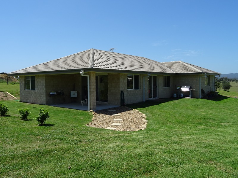 Hoya QLD 4310