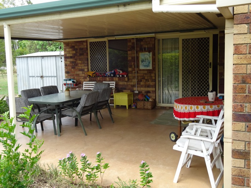 14 Roland Court, Peak Crossing QLD 4306