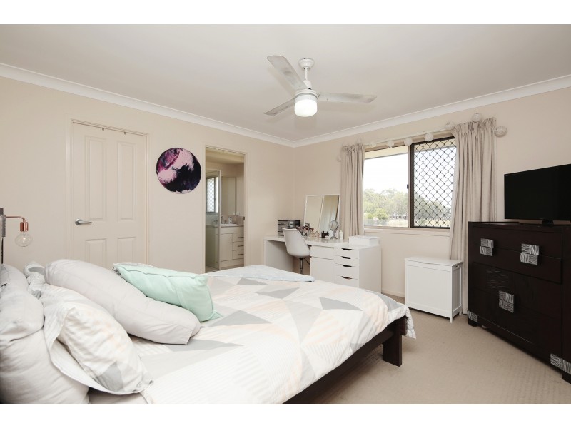 6 Miles Ct, Harrisville QLD 4307